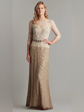 Tadashi Shoji Amberly Belted Lace gown sz 4
